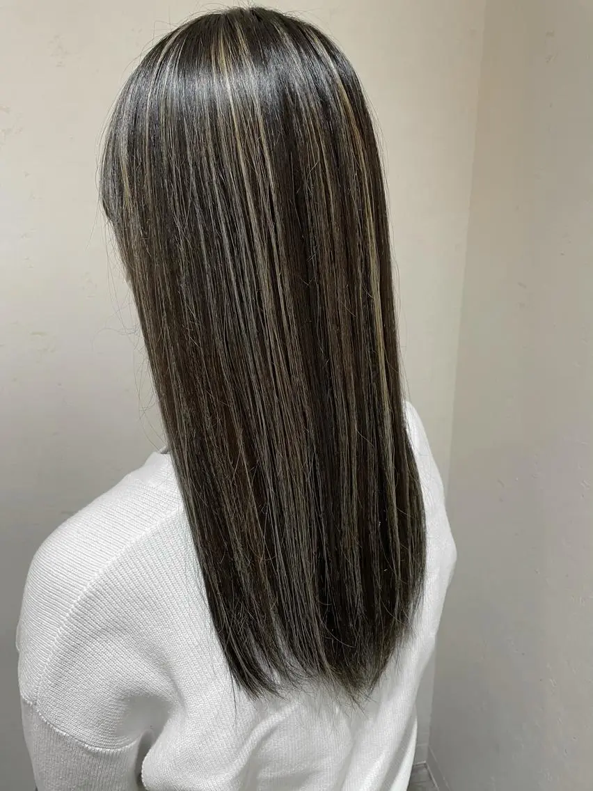 セミロング カラー ヘアカラー タワラ ソウタ Directorのヘアスタイル