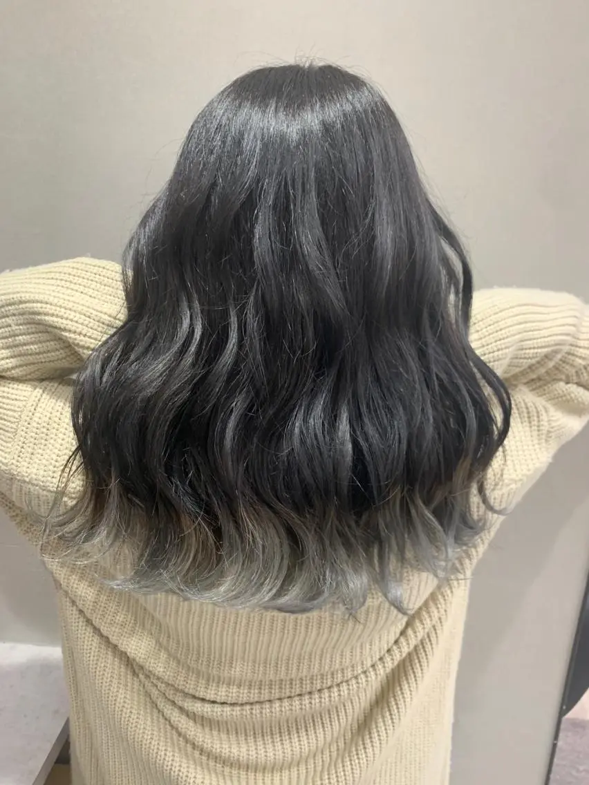 ロング カラー ダークグレー デザインカラー 外国人風カラー 浦野 剛志のヘアスタイル