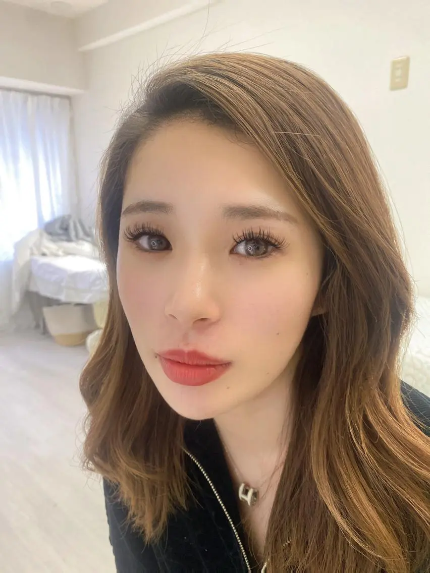 マツエク・マツパ 束感まつ毛 ボリュームラッシュ EILIS& EYEのマツエク・マツパデザイン