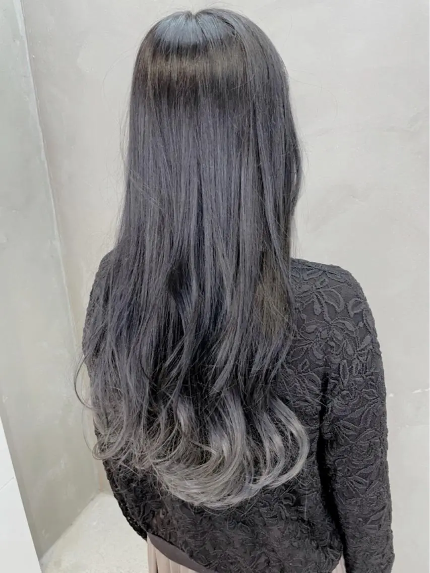 ロング カラー グラデーションカラー グレージュ 1日1名限定価格✂️ 髪質改善サロン代表谷のヘアスタイル