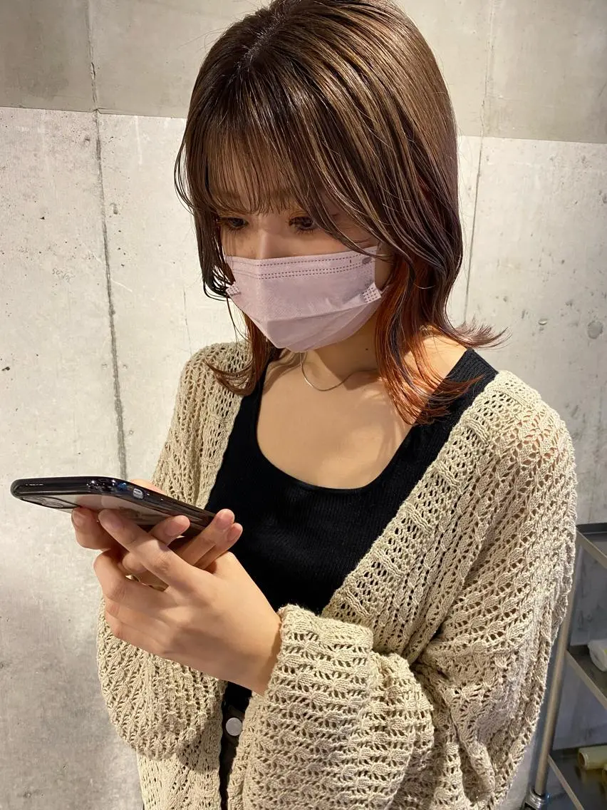 ミディアム カラー イヤリングカラー オレンジ 外国人対応 佐久間のヘアスタイル