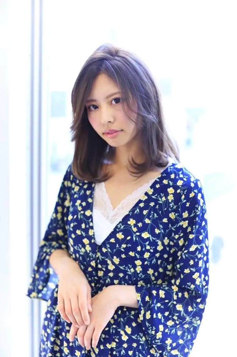 ミディアム 小顔カット ヘアカラー 青木 大輔のヘアスタイル