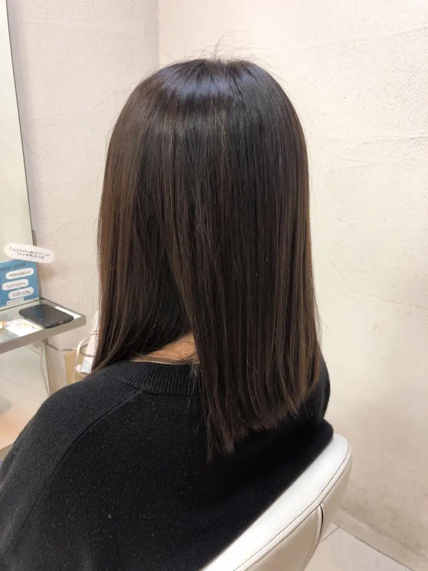 ミディアム カット ヘアカラー トリートメント 阿部 美咲のヘアスタイル