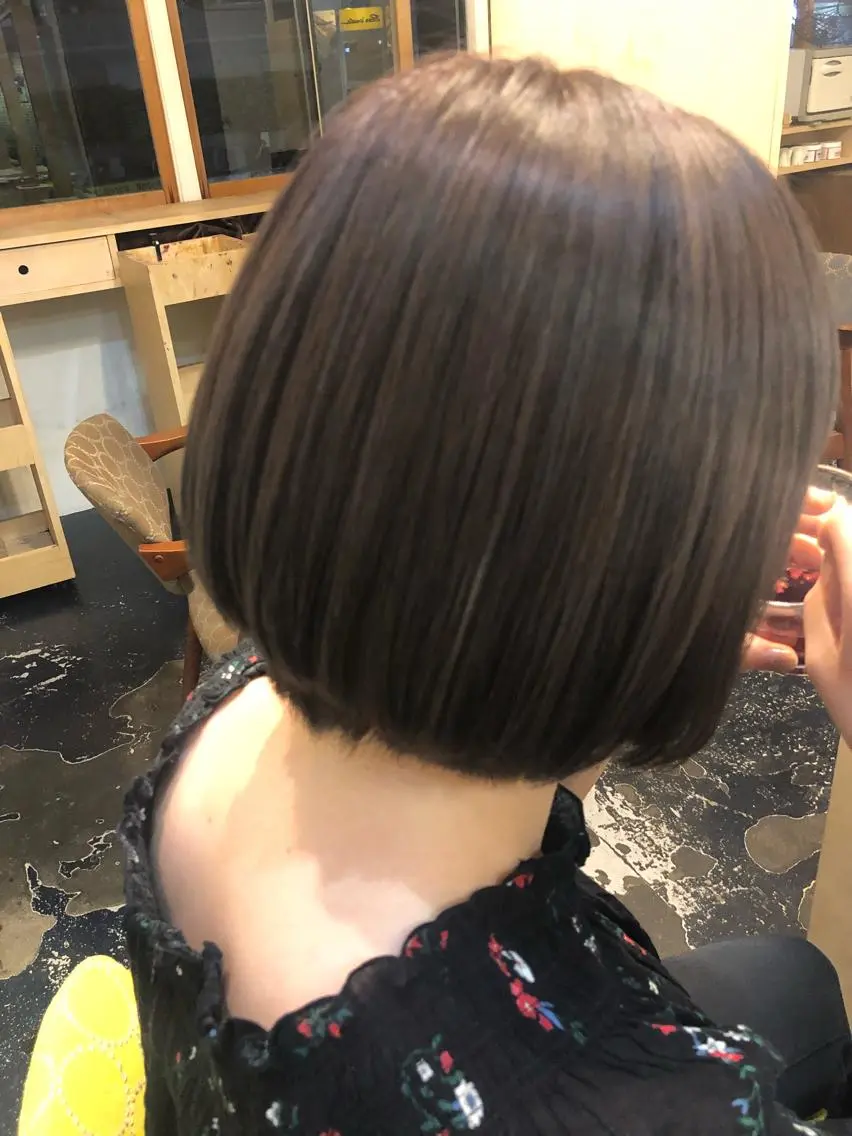 ショート カラー AYAKA 下北沢suuのヘアスタイル
