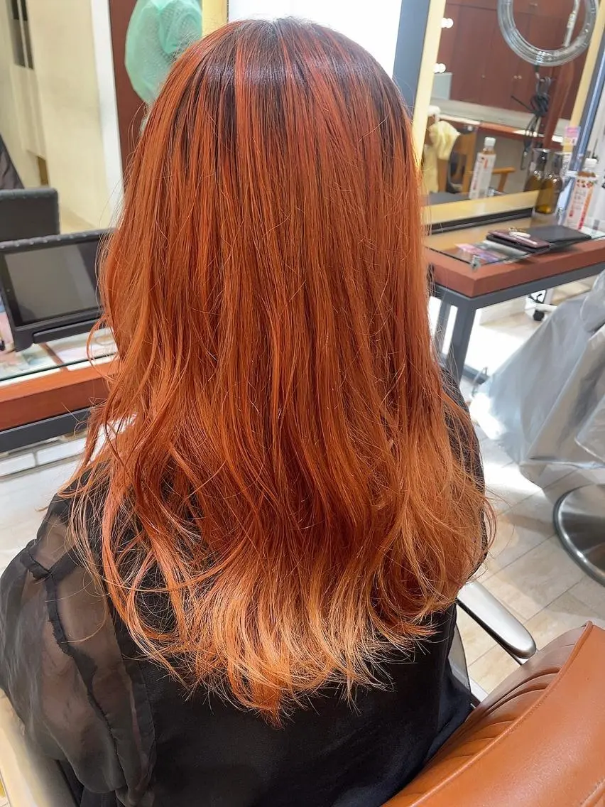 ミディアム カラー ブリーチ オレンジ ヘアカラー トリートメント 🦖鶴岡 香純🦖のヘアスタイル