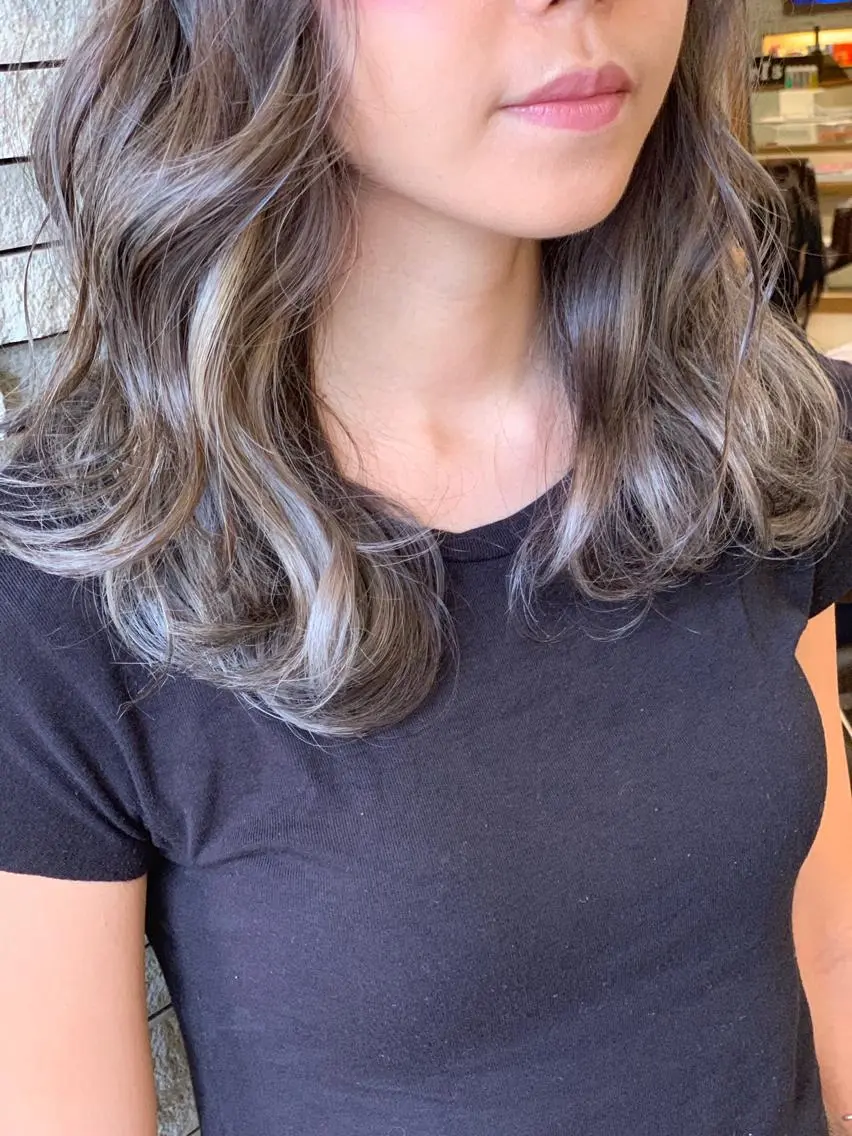 ミディアム カラー アッシュ ハイライトカラー ハイライト ヘアカラー JIL BLAN千葉 代表 Toshikiのヘアスタイル
