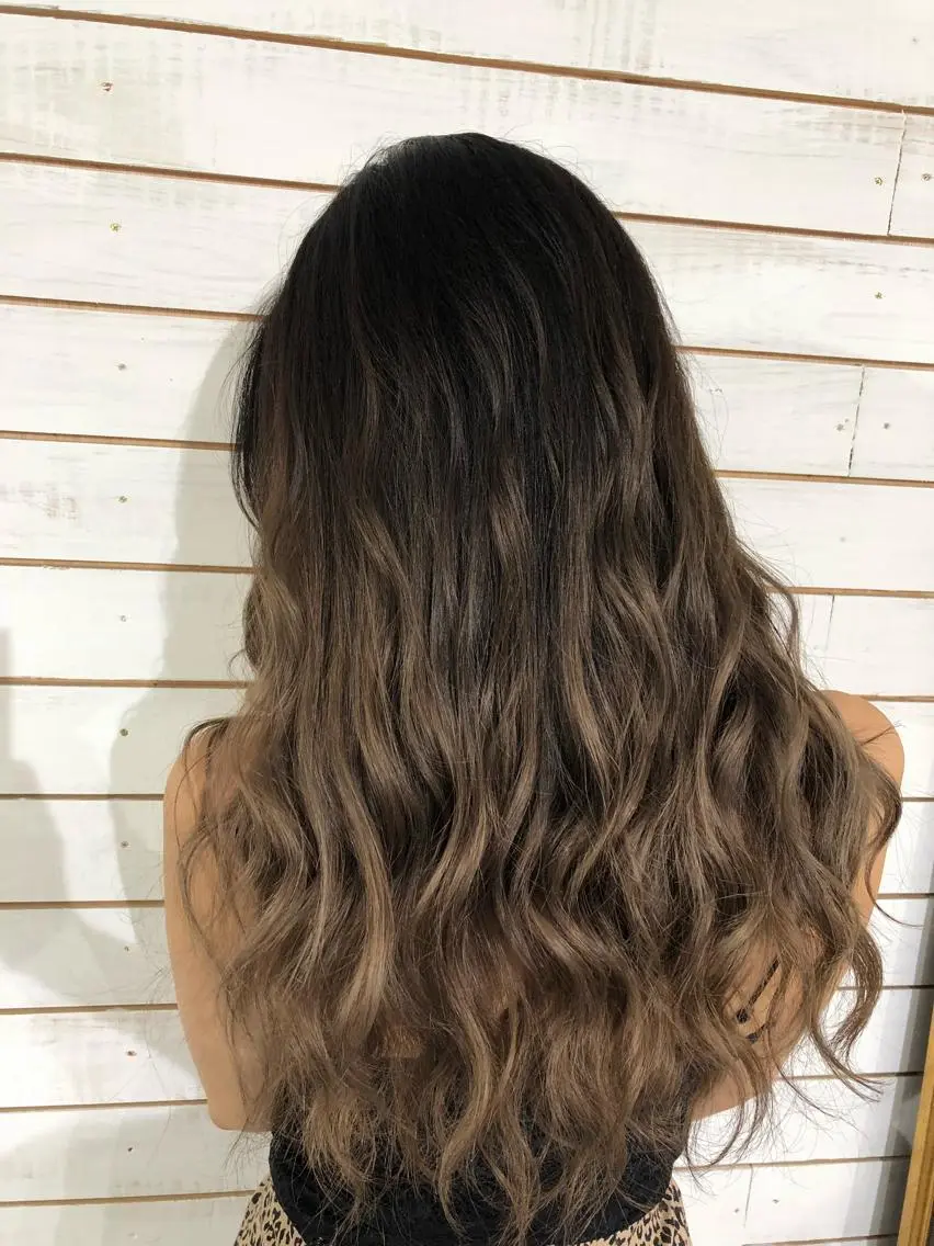 ロング カラー グラデーションカラー ヘアカラー トリートメント 🧡艶髪/エクステ 🫧🧡YUKI❄️のヘアスタイル