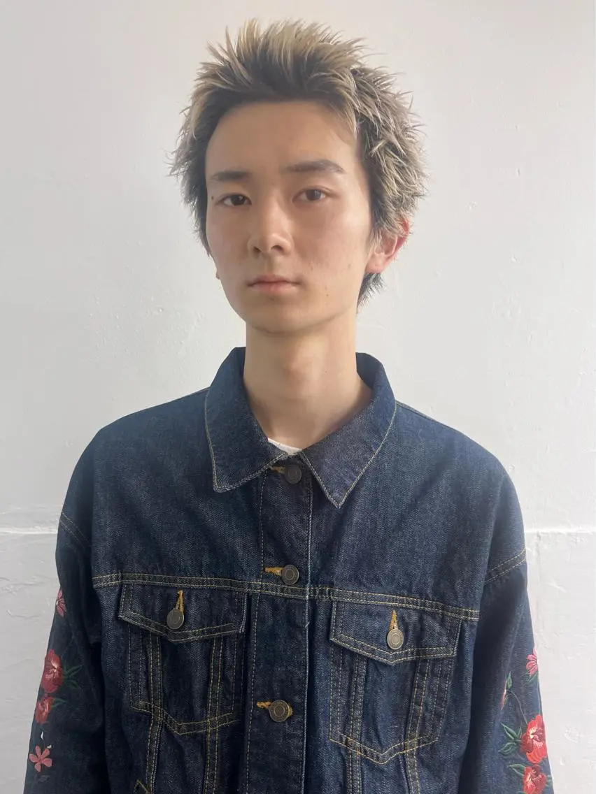 ショート メンズ メンズ専門ブリー チカラー⚡️リュウジのヘアスタイル