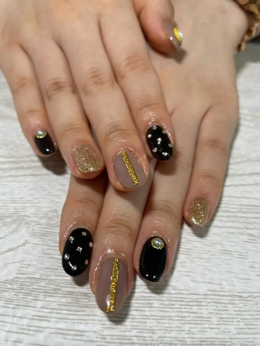 ネイル ハンドネイル Ulu Nail 🌱MOMOKAのネイルデザイン
