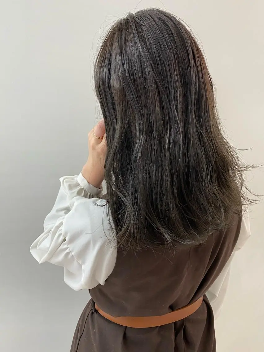セミロング カラー グレージュ オリーブグレージュ オリーブグレー レイヤーボブ/ボブ 仲川和人のヘアスタイル