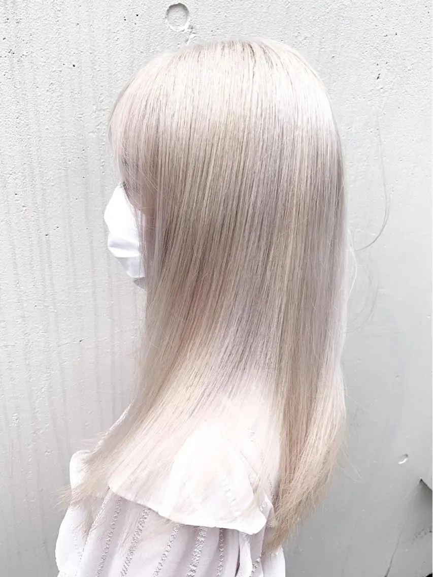 ロング 🍀ケアブリーチ カラー🍀坂井のヘアスタイル