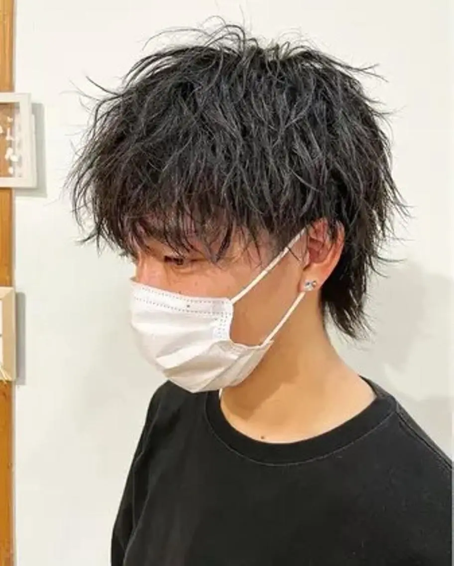 メンズ パーマ 岩田 カミラのヘアスタイル