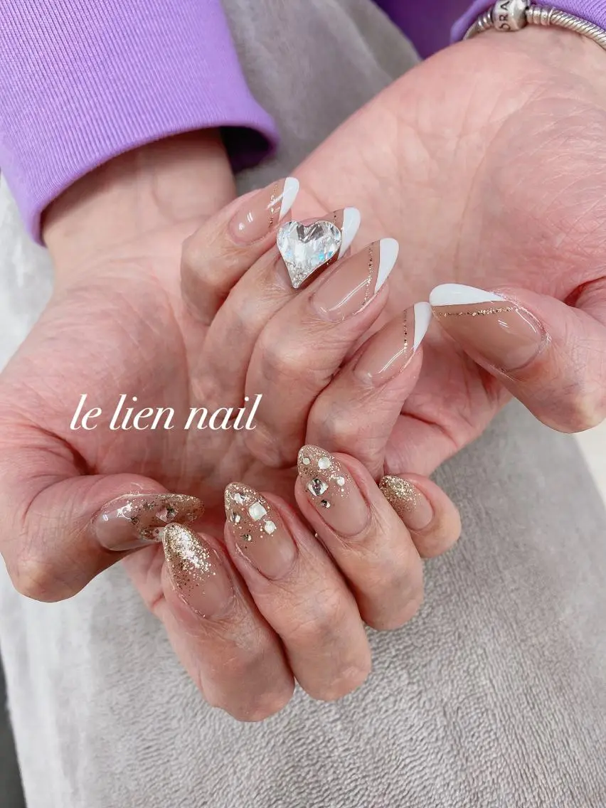 ネイル アートネイル フレンチネイル ハート 持ち込み le lien nailのネイルデザイン