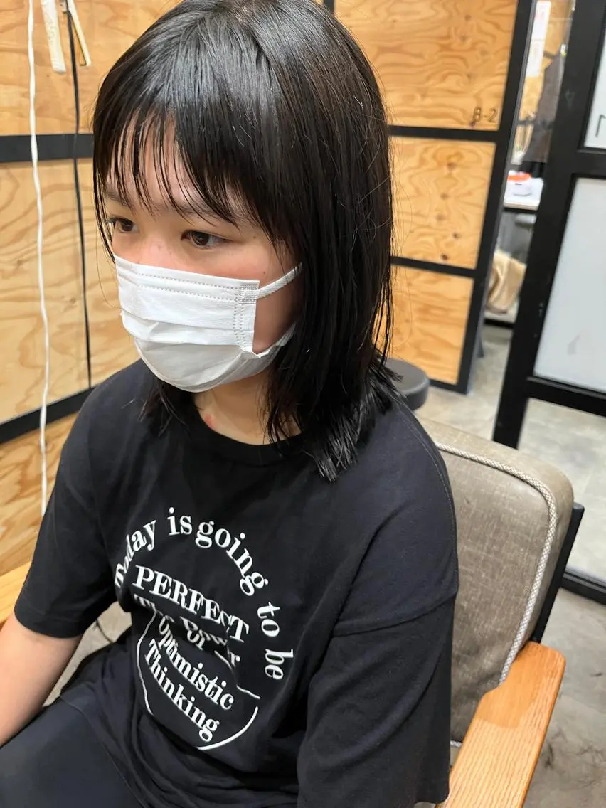 ショート カラー パーマ ヘアアレンジ メンズ キッズ ネイル マツエク・マツパ アイブロウ メンズブリーチ メンズハイライト メンズインナーカラー メンズ韓国風 ブリーチ カット ヘアカラー トリートメント ヘッドスパ 久木原 ゆりのヘアスタイル