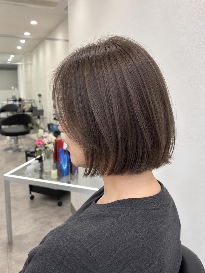 カラー ショート ヘアカラー 中窪 光紗のヘアスタイル