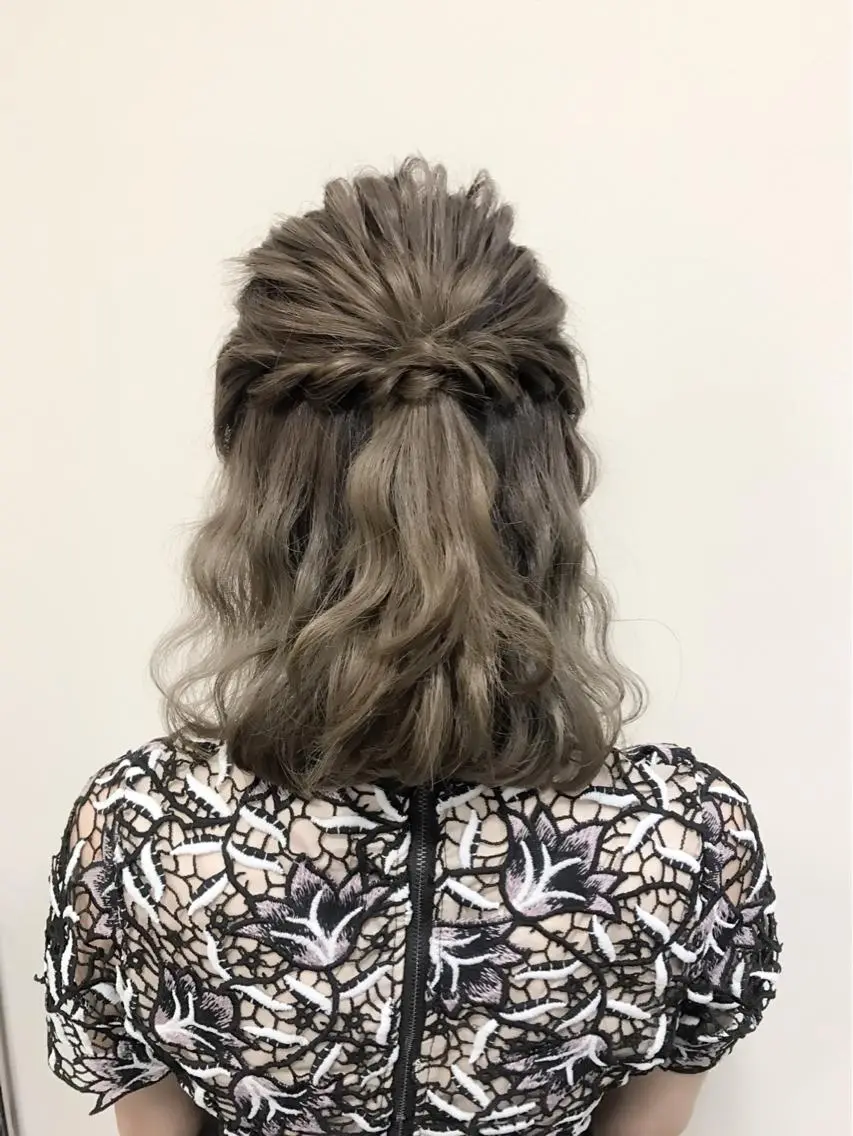 ミディアム ヘアアレンジ ヘアセット 沢田 瞳のヘアスタイル
