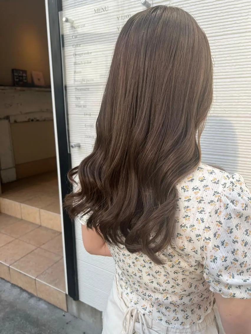 ロング ，comma momoka🪄のヘアスタイル