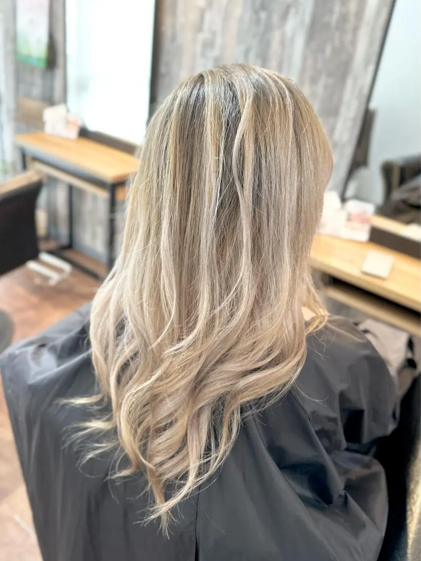 ロング カラー Luzir⭐︎ GEN⭐︎のヘアスタイル