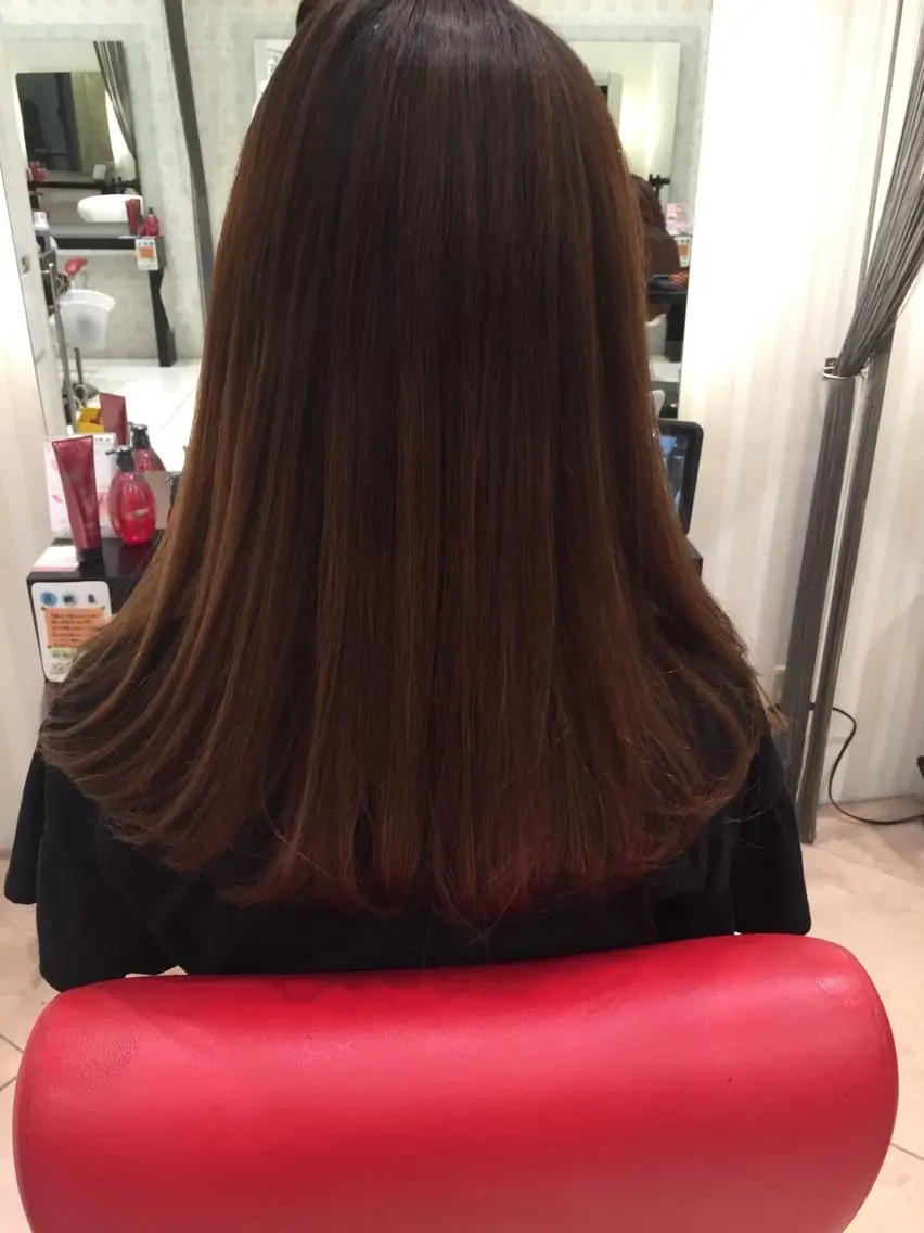 ロング カット 縮毛矯正 トリートメント 田畑 福恵のヘアスタイル