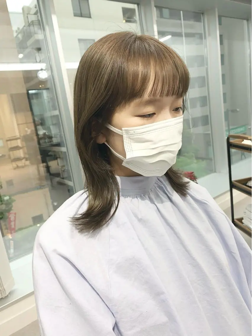 ミディアム カラー パーマ ヘアアレンジ メンズ キッズ ネイル マツエク・マツパ アイブロウ 似合せレイヤー/ 柔らか透明感カラーのヘアスタイル