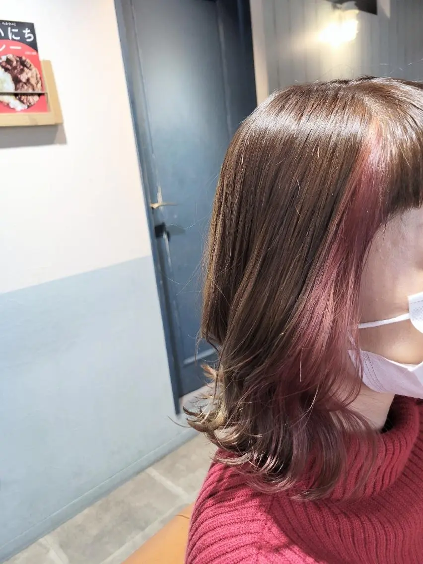 ミディアム alushe 岡 陽子のヘアスタイル