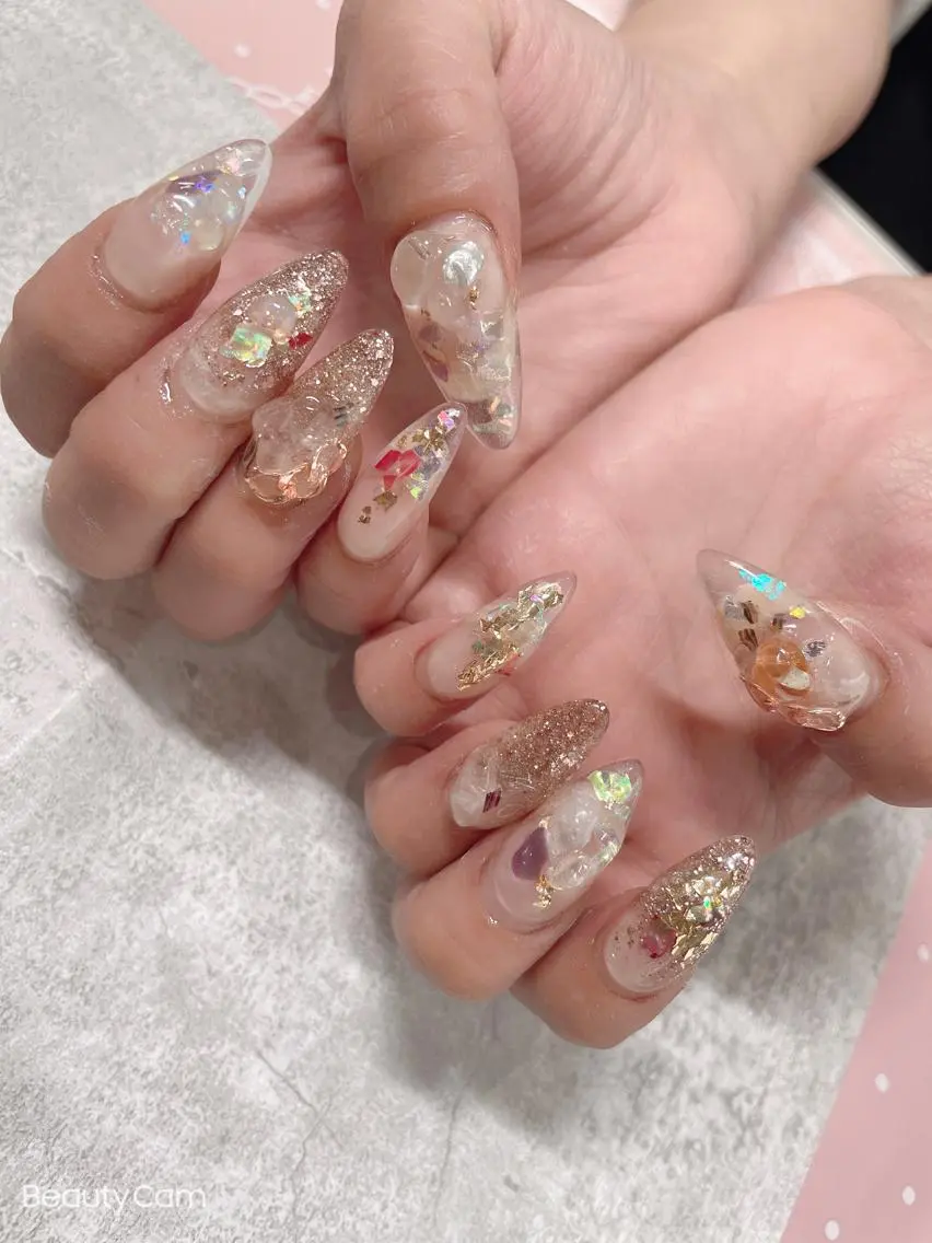 ミディアム ネイル ハンドネイル 《LB》ラブリエ Nail&eyeのマツエク・マツパデザイン
