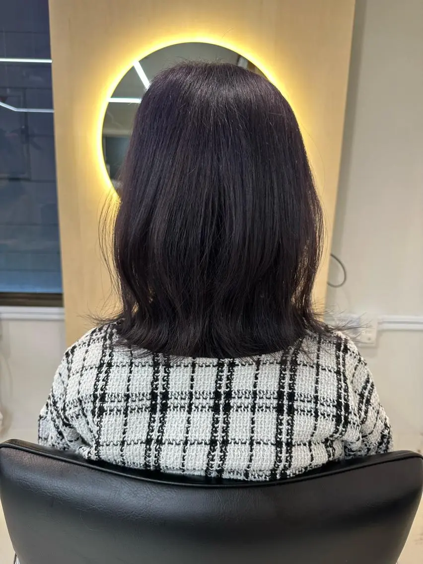 カラー 深見 真由のヘアスタイル