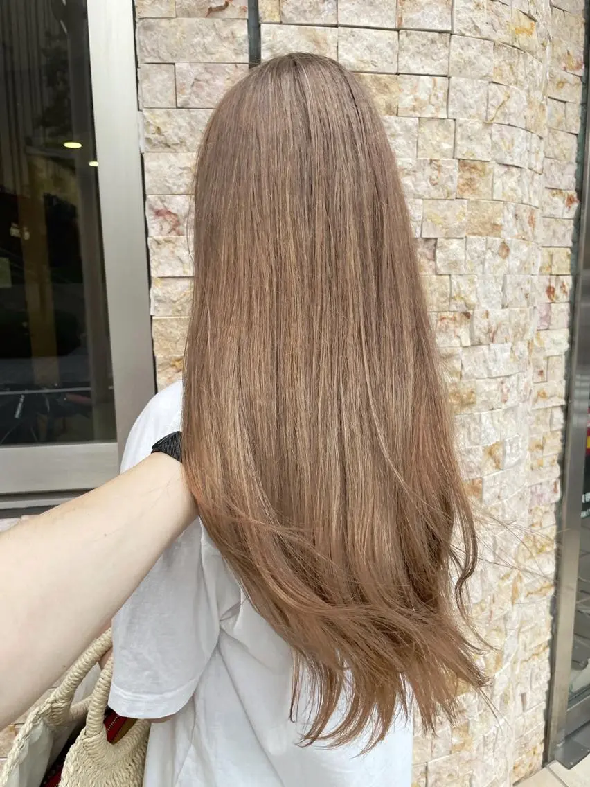 ロング ヘアカラー Loob.TOKYO MIYA🌈のヘアスタイル