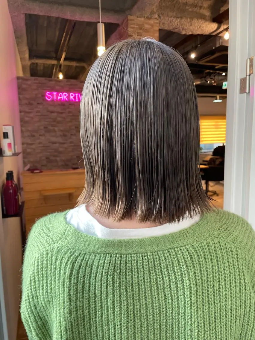 ミディアム カラー ハイトーンカラー カット ヘアカラー YUI/ ブリーチカラー🌷のヘアスタイル