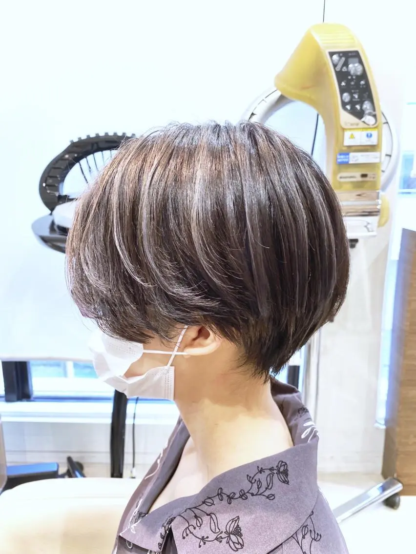 ショート カラー 横山 直輝のヘアスタイル