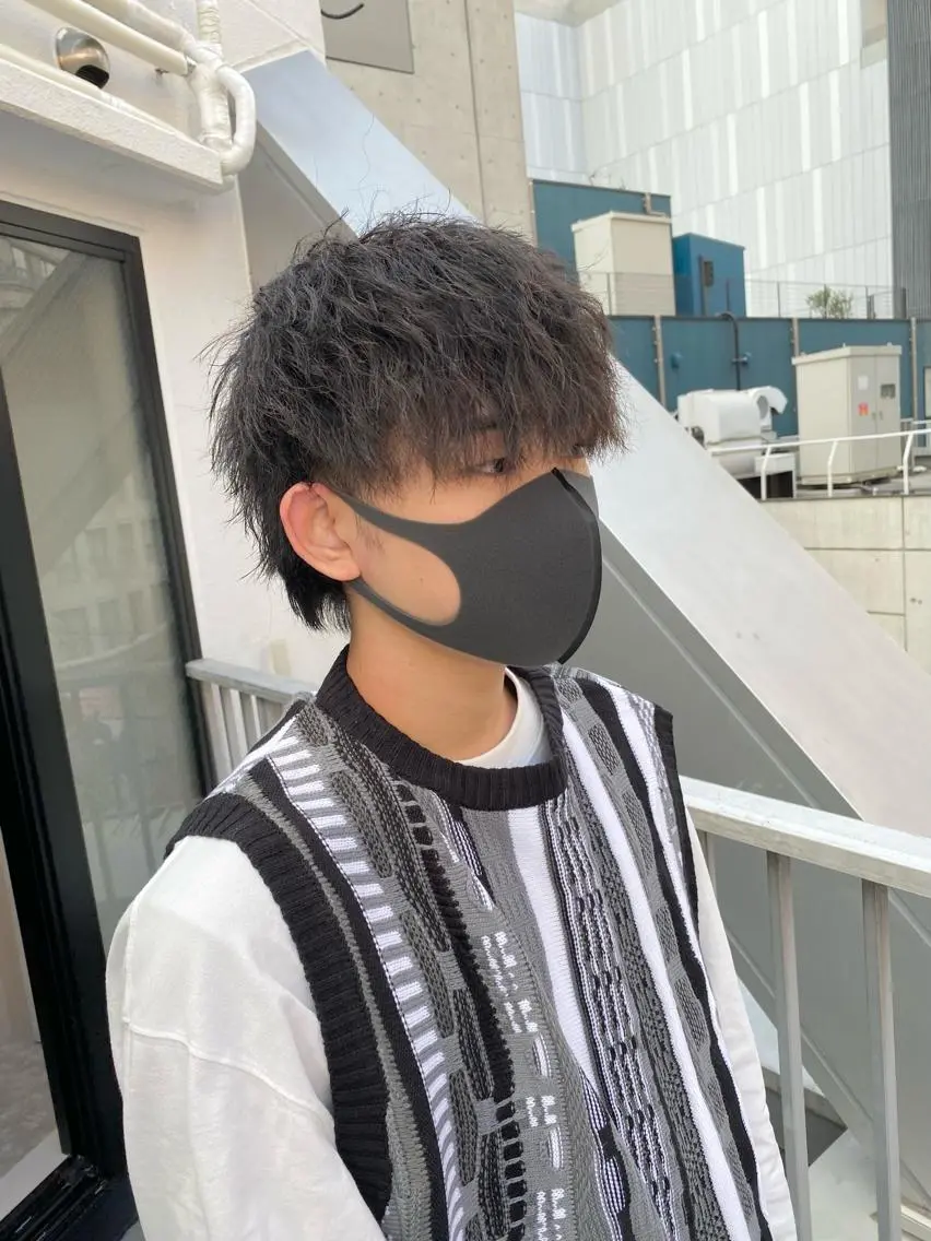 パーマ メンズ アップバング メンズブリーチ メンズハイライト メンズメッシュ マッシュ 梅田中崎町メンズ 美容師ユースケのヘアスタイル