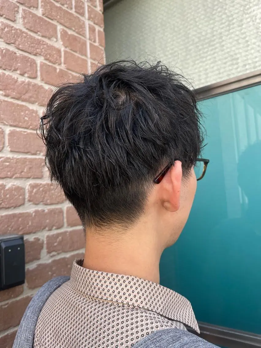 セミロング カラー パーマ ヘアアレンジ メンズ キッズ ネイル マツエク・マツパ アイブロウ メンズブリーチ メンズハイライト メンズインナーカラー メンズ韓国風 ブリーチ 久木原 ゆりのヘアスタイル