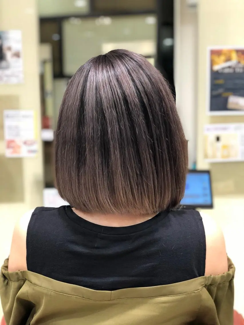 ミディアム ヘアカラー Y Uのヘアスタイル