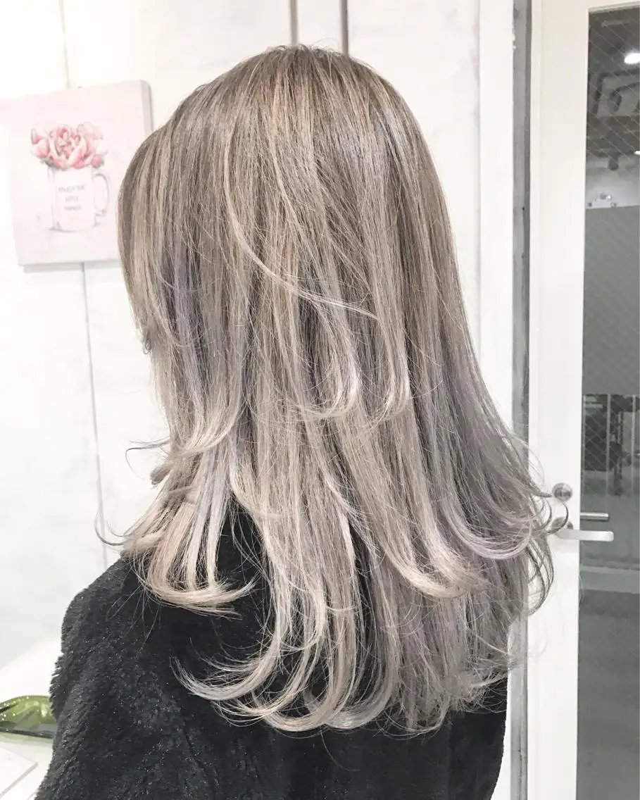ロング カラー ヘアアレンジ ハイライトカラー ハイライト 縮毛矯正 髪質改善寺坂雄飛💐のヘアスタイル