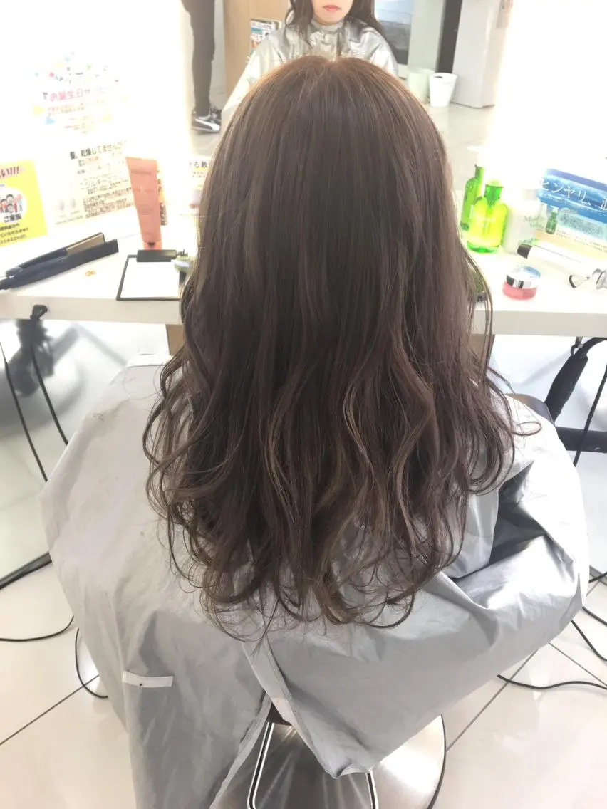 ロング アッシュ 広がり、まとまらない お悩み改善/ 中田のヘアスタイル