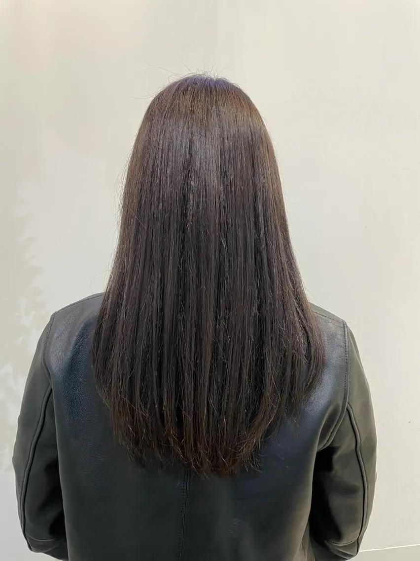 カラー ブリーチ 透明感カラー 髪質改善カラー🤍 エクステ✨君島由実子のヘアスタイル