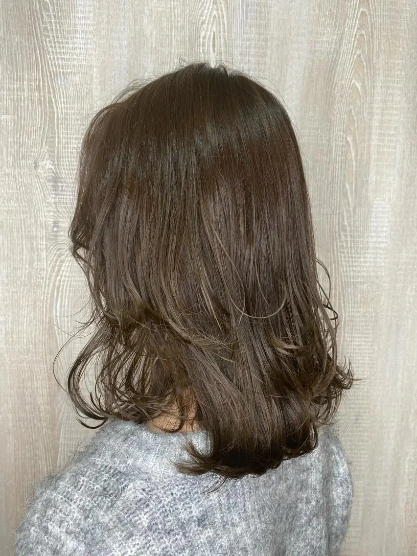ミディアム カラー レイヤーカット 🦋Oasis RINA 🦋のヘアスタイル