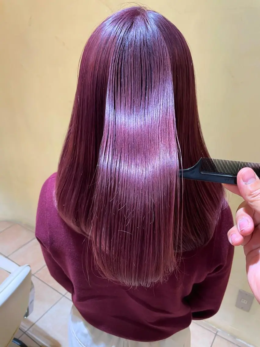 ミディアム カラー ヘアアレンジ ブリーチ ピンクカラー バイオレットカラー トリートメント ヘアカラー トリートメント 秋山 幸太のヘアスタイル