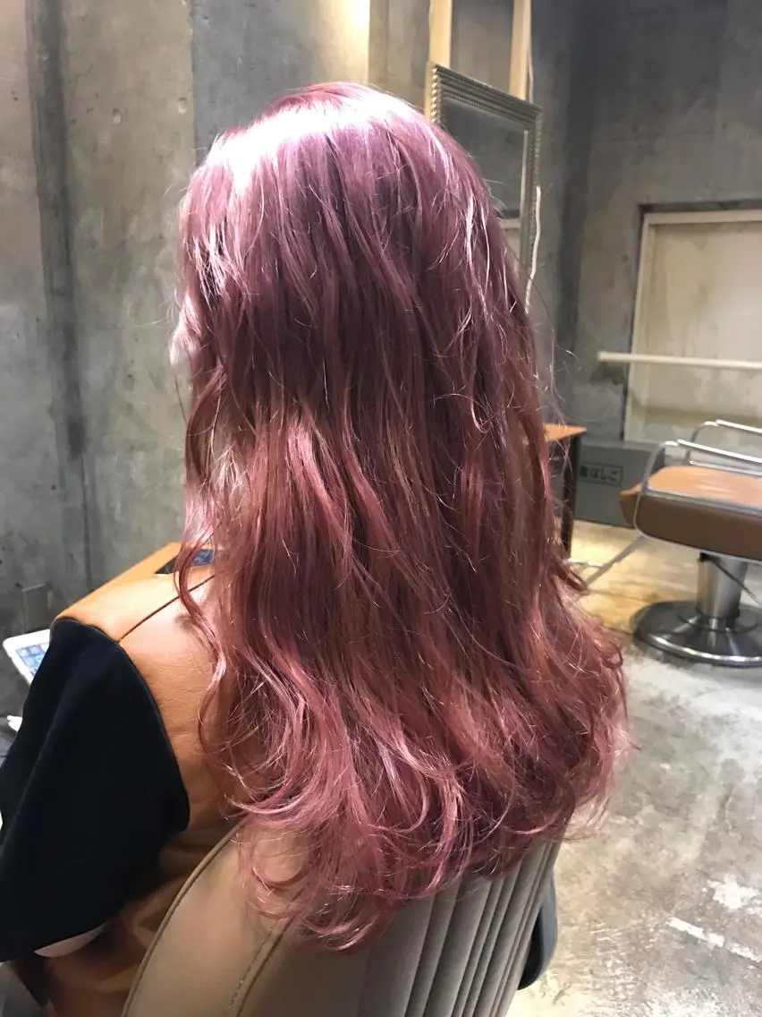ロング カラー パーマ ヘアアレンジ メンズ キッズ ネイル マツエク・マツパ ピンクカラー カラーマツエク ピンク サロンドミルク 原宿のヘアスタイル