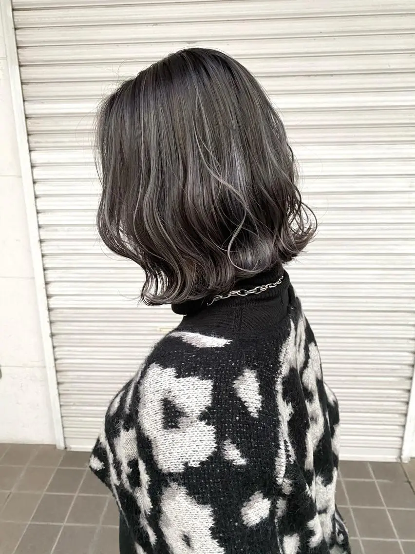 ミディアム カラー ヘアアレンジ ハイライトカラー ハイライト ヘアカラー トリートメント lani ブリーチ /ダブルカラーのヘアスタイル
