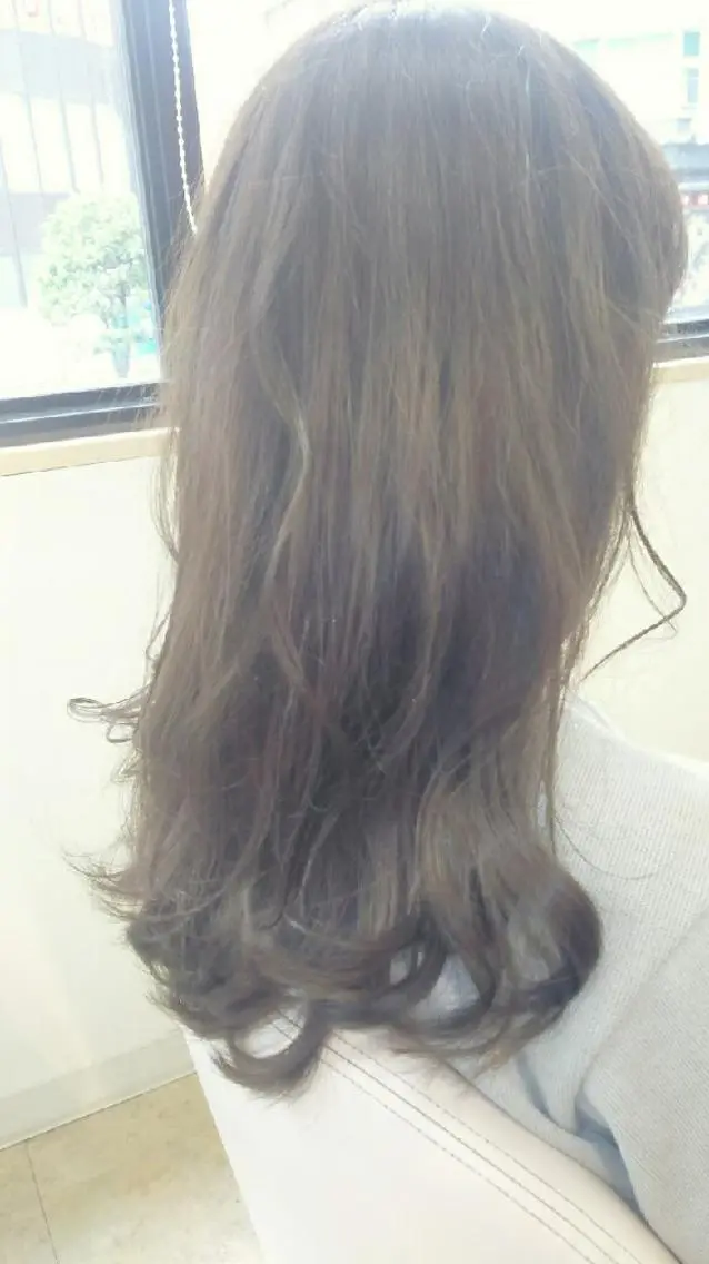 セミロング カラー アッシュ トリートメント 脇田 雄大のヘアスタイル