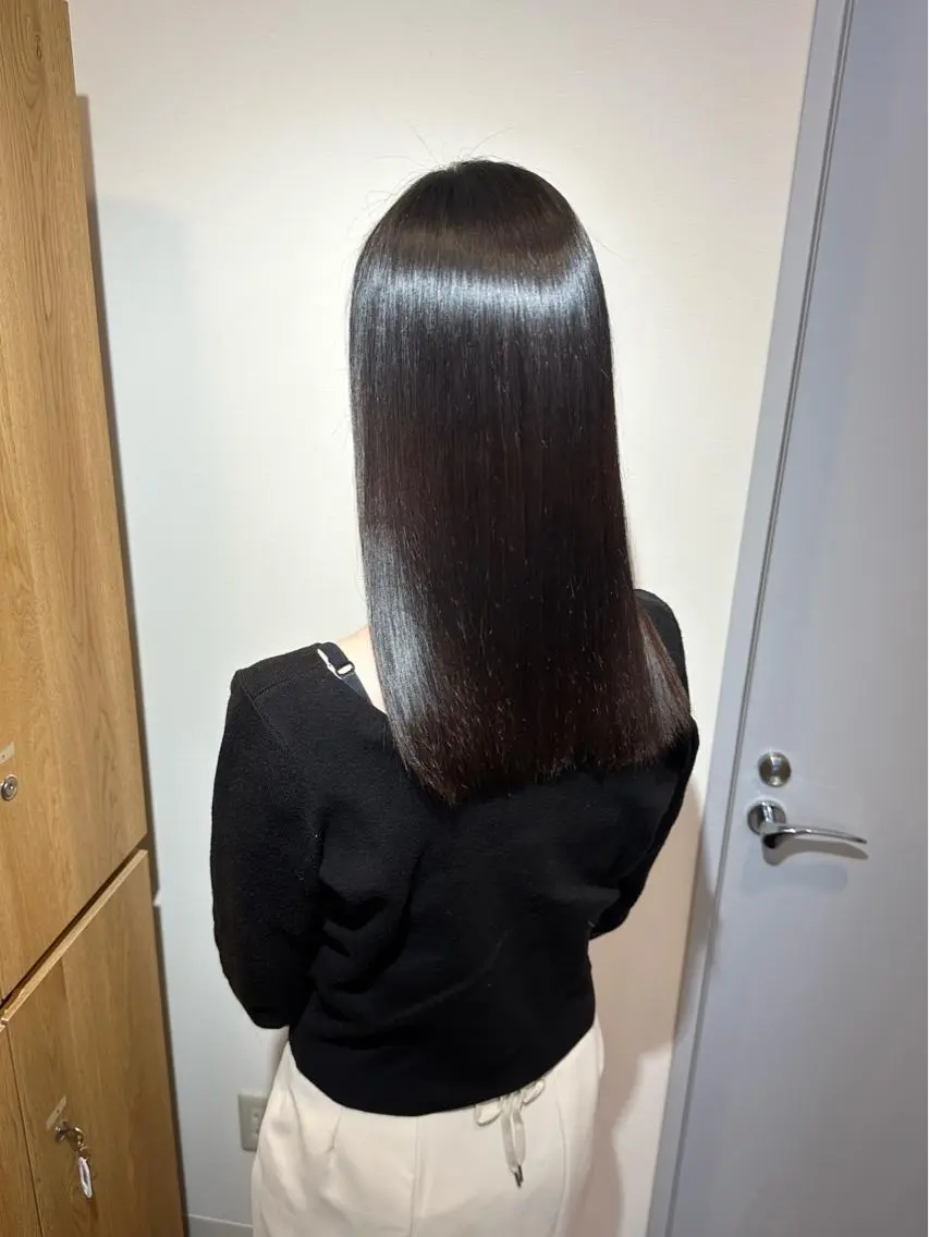 セミロング ボブ ハイライト 髪質改善 カット ヘアカラー トリートメント 山下 祐輝のヘアスタイル