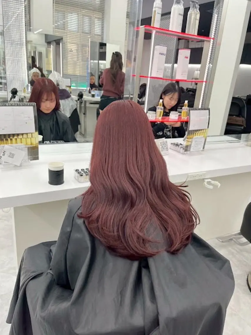カラー 🪞official FRUITS渋谷🩰のヘアスタイル