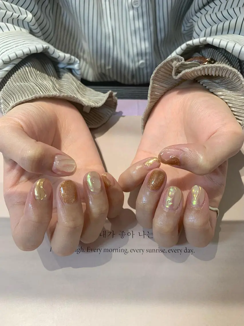 ネイル ニュアンスネイル マキノ ユイのネイルデザイン