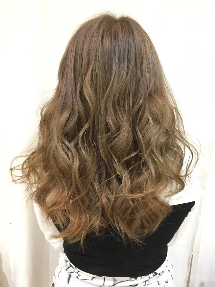 セミロング カラー ベージュカラー きむえり/髪質改善 /うねり広がり改善のヘアスタイル