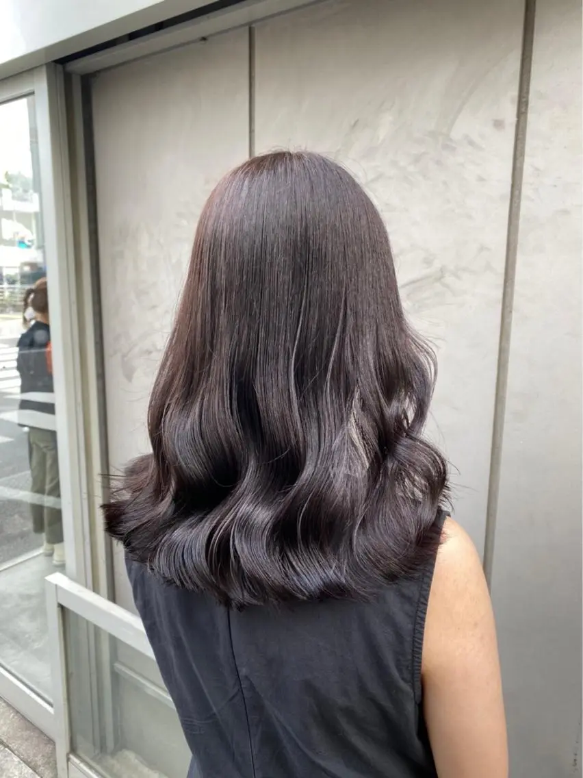 セミロング カラー 💕コテ巻き風パーマ 💕KEIYA 💕のヘアスタイル