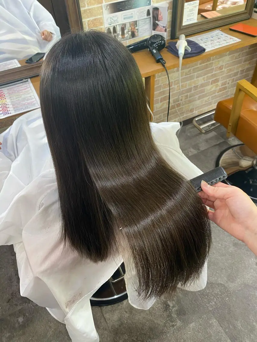 ロング 美髪ヘア 🤍erikaのヘアスタイル
