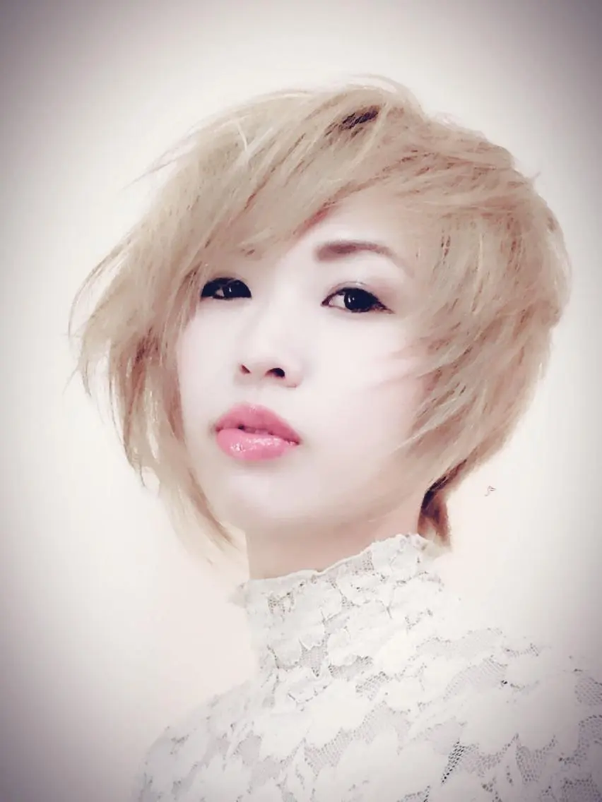 ショート カラー beauche ・salonのヘアスタイル