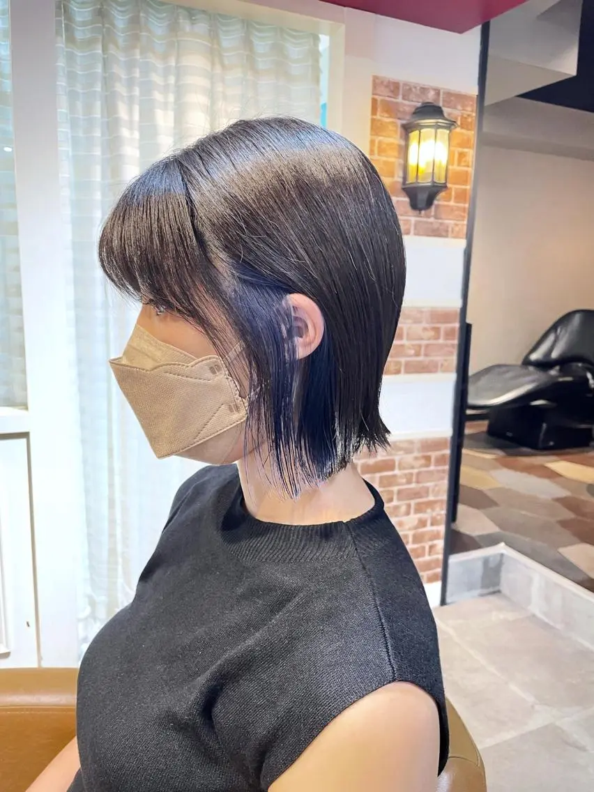 ショート カラー カット ヘアカラー トリートメント 🫧小顔顔周りカット レイヤー/縮毛/白倉のヘアスタイル
