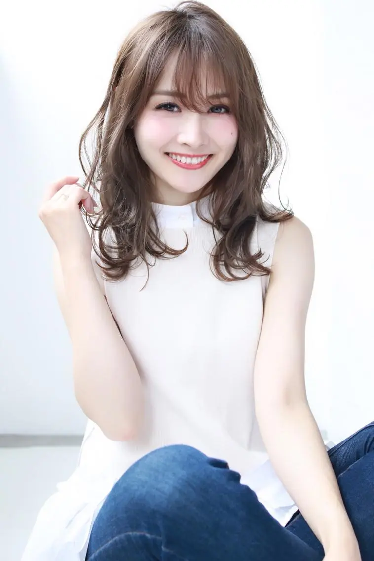セミロング カラー パーマ うる艶/レイヤー 🪞池袋LAND🪞のヘアスタイル
